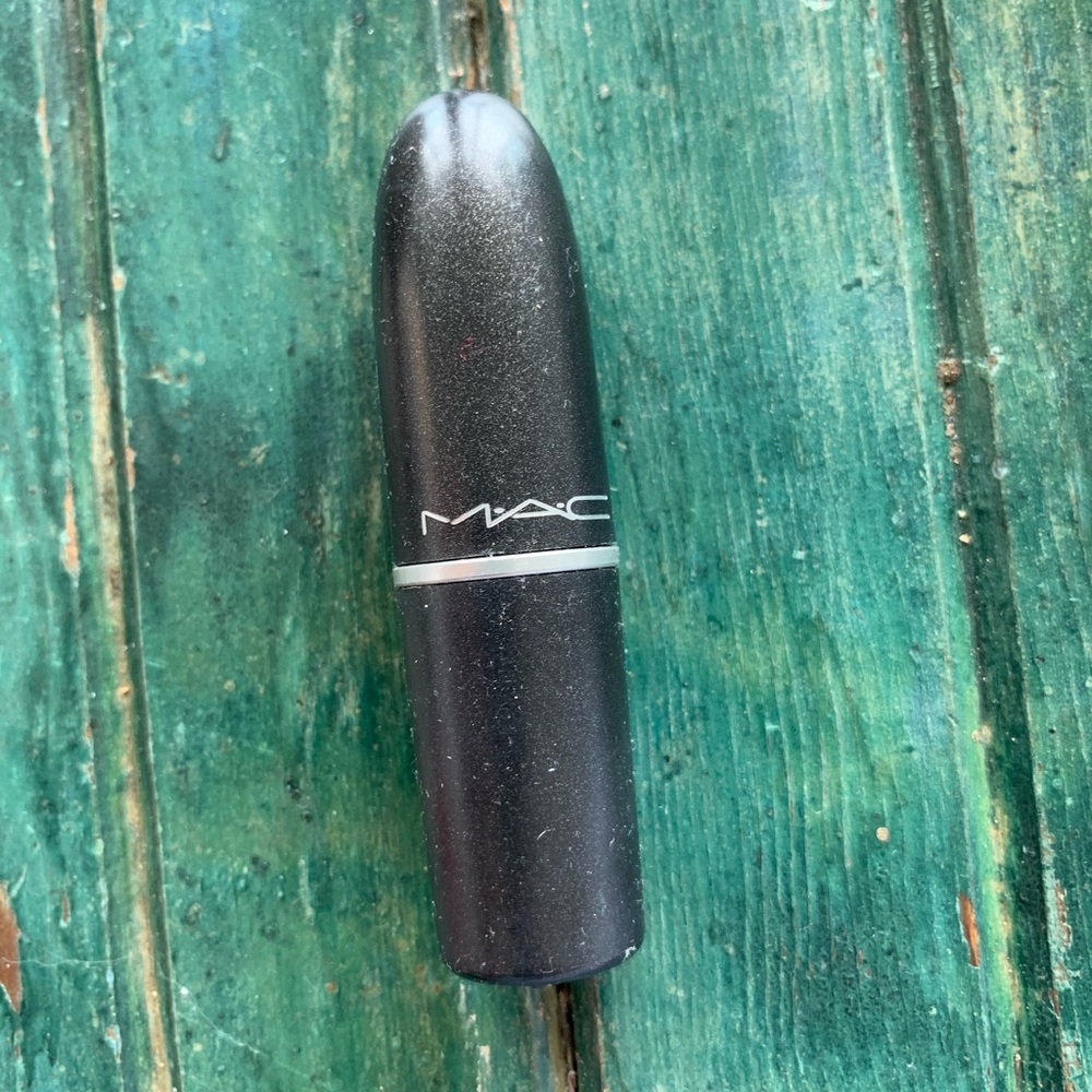 M·A·C Lipsticks, bullet lipstick COCKNEY A97